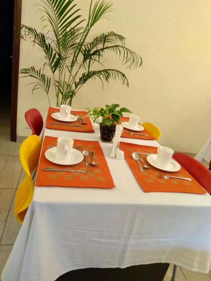 The Neem Bed & Breakfast New Delhi Eksteriør bilde